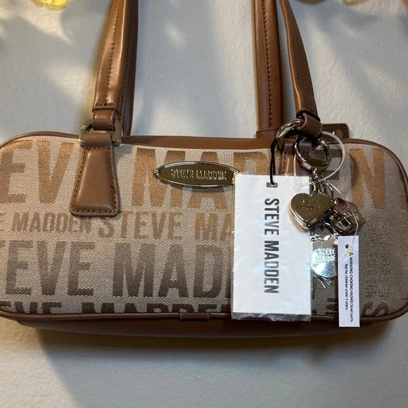 Steve Madden Beige and Brown Logo Shoulder Bag with Charm - Picture 2 of 10